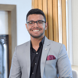 Dr. Gourav Khurana 